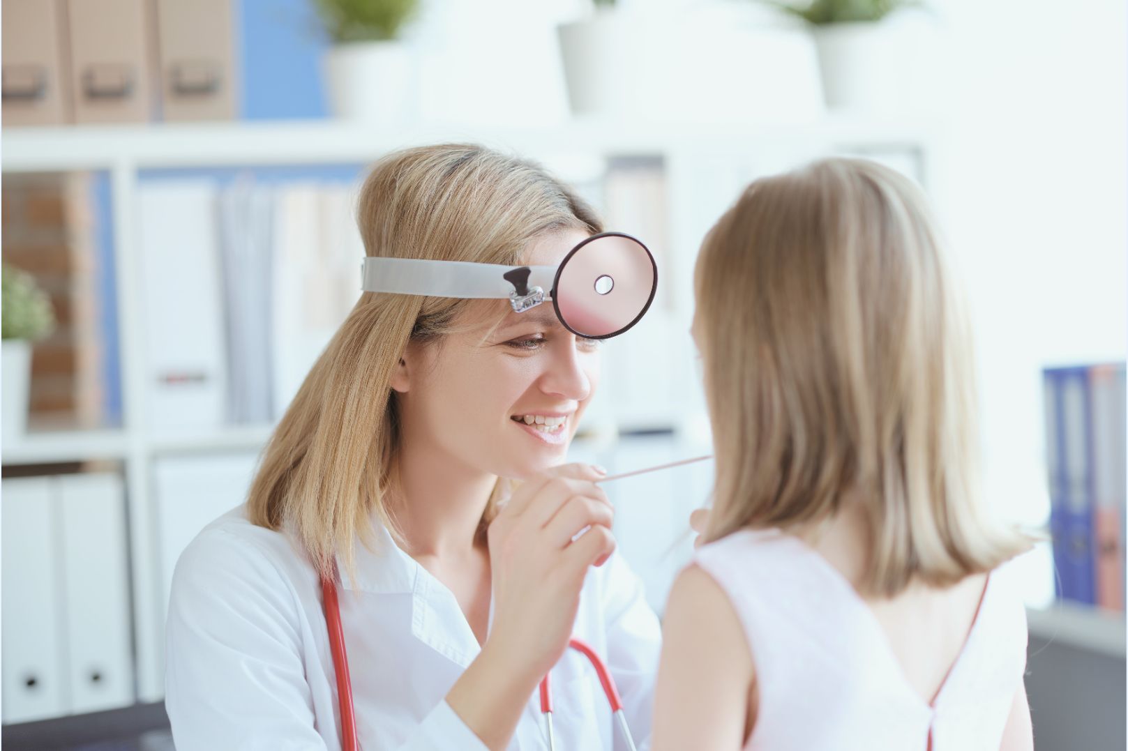 Минздрав России обновил правила профилактических медосмотров несовершеннолетних 