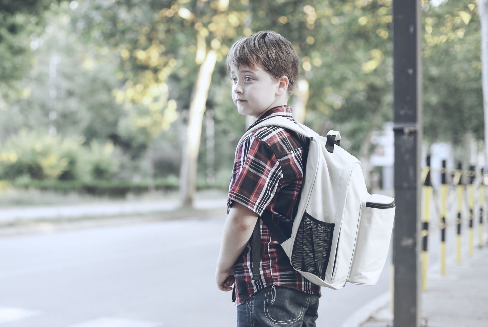 Один на улице